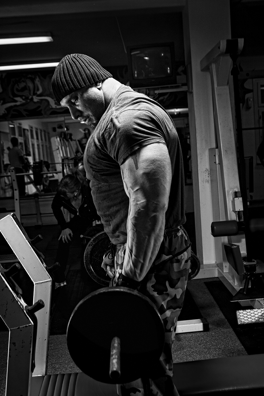 3 Tips to Add the "Right Kind of Size" When Using a Weight Gainer